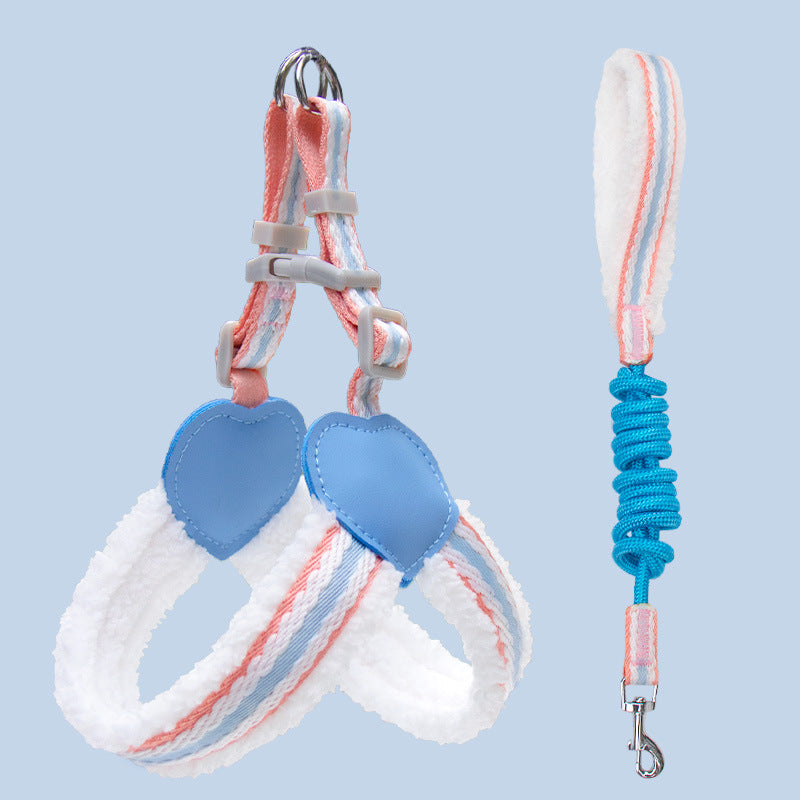 Dog collar and leash set with striped design on a light blue background